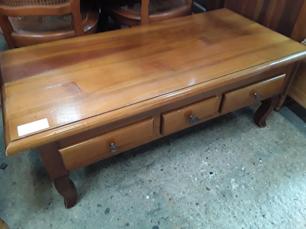 TABLE BASSE MERISIER 3T RAYURES PLATEAU