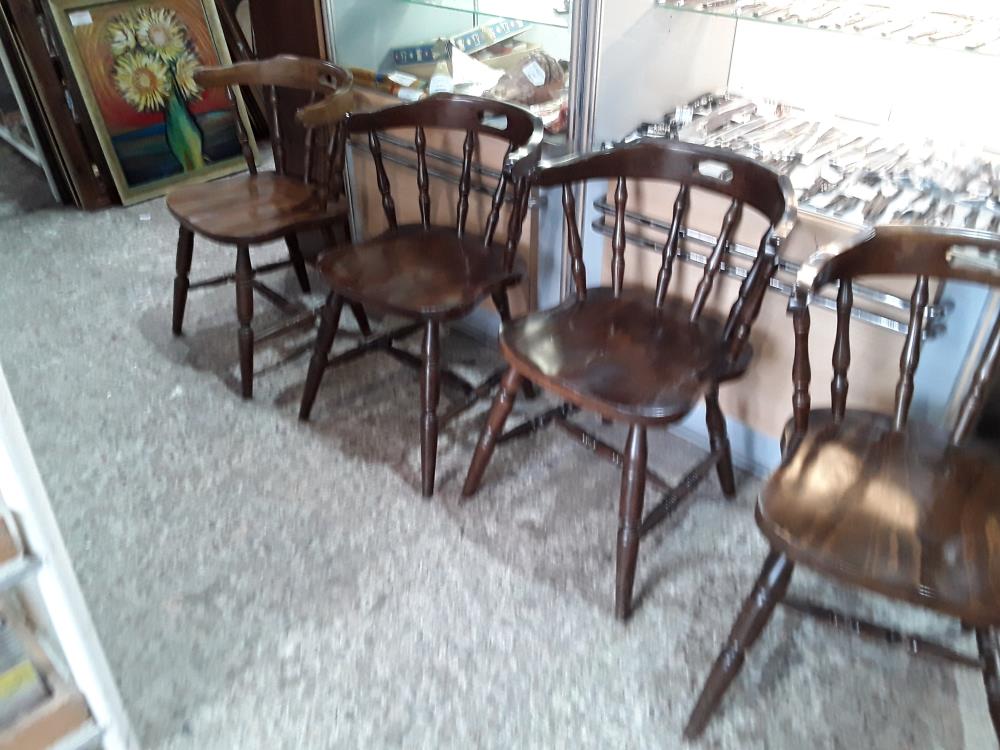 SERIE DE 6 CHAISES WESTERN TEINTE NOYER