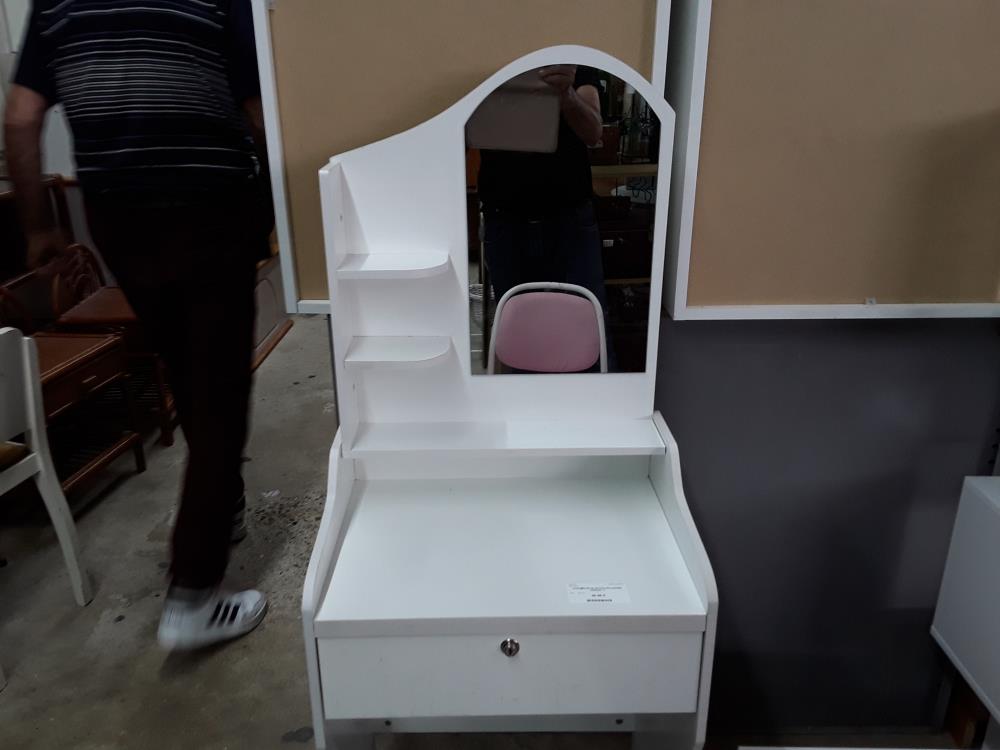 COIFFEUSE BLANCHE MELAMINEE 1MIROIR 1T