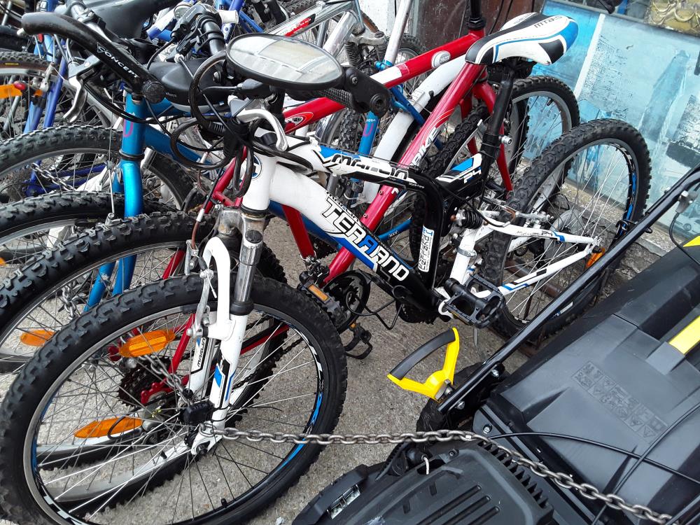 VTT TERRANO BLANC ET BLEU