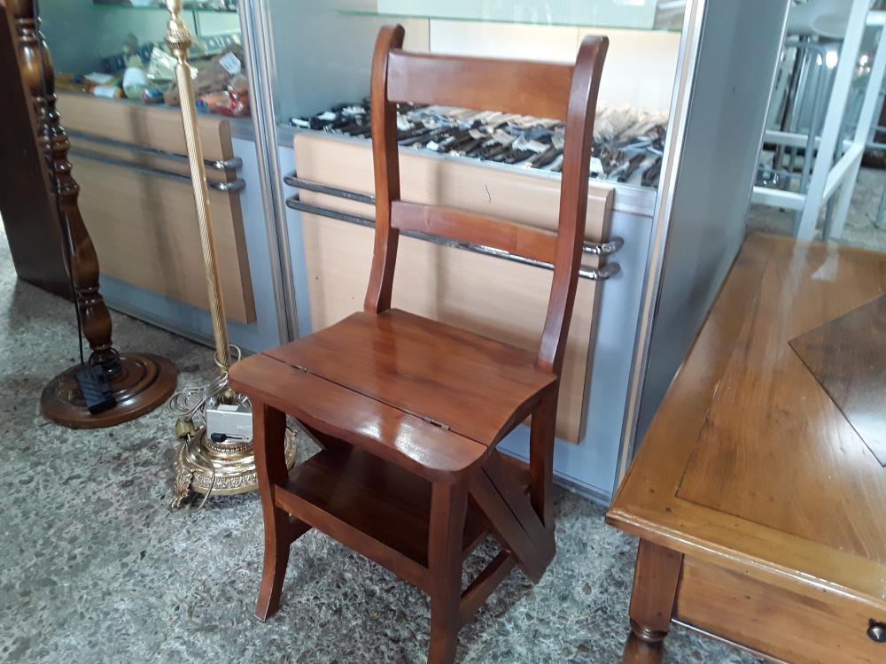 CHAISE ESCABEAU BOIS  LOCQUET A CHANGER EXOTIQUE