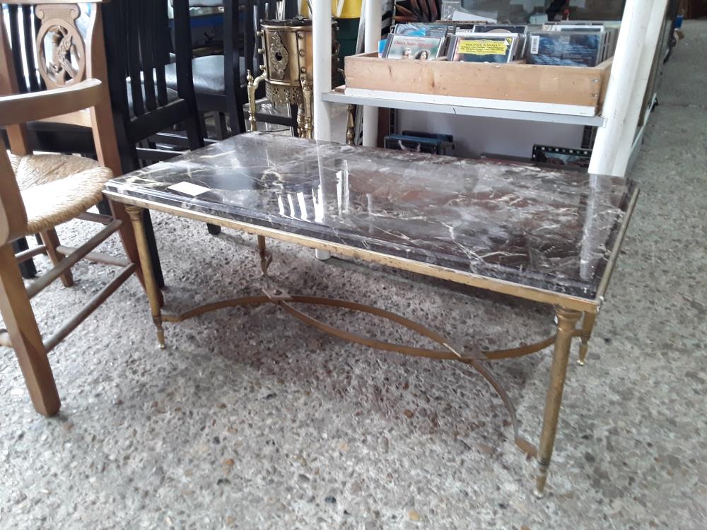 TABLE BASSE MARBRE BRUN 90X45 PIED LAITON PIQUE