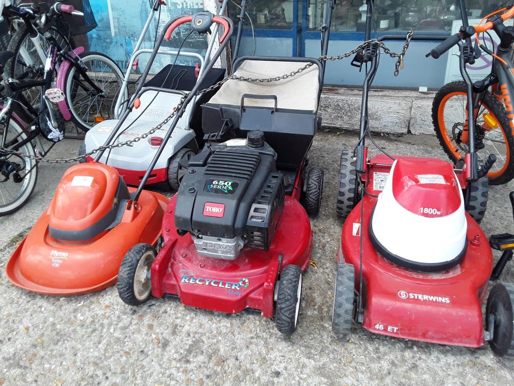 TONDEUSE AUTO TRACTE TORO