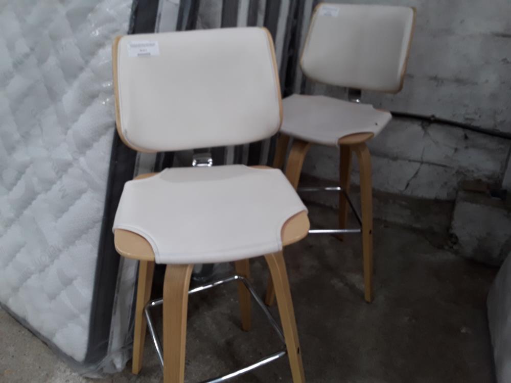 CHAISE DE BAR BOIS CEINTRER NAT COUSSIN SIMILI AVEC FROTEMENT