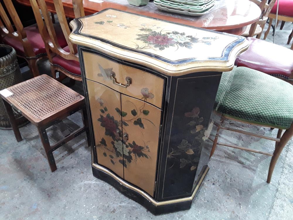 CREDANCE  CHINOISE 1T 2P LAQUE NOIR DECOR 