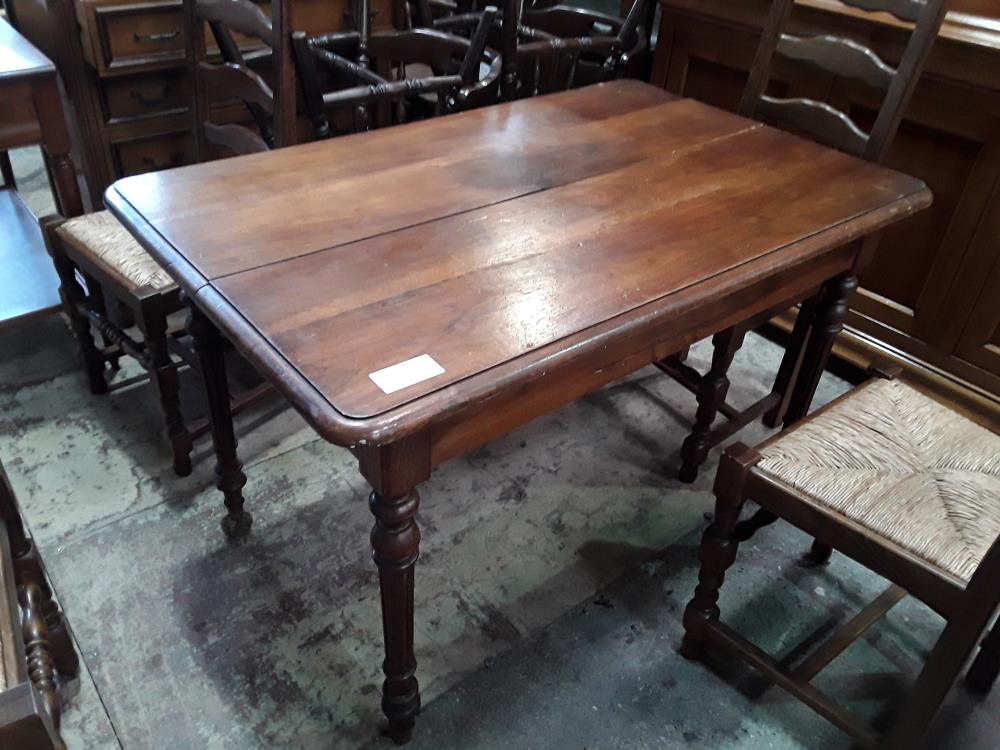 TABLE BUREAU 123X87 CHENE FONCE PLATEAU FENDU 1T 