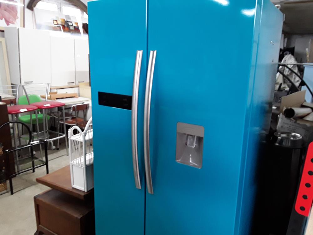 REFRIGERATEUR CONGELATEUR 2P AMERICAIN RUSSEL HOBBS TURQOISE