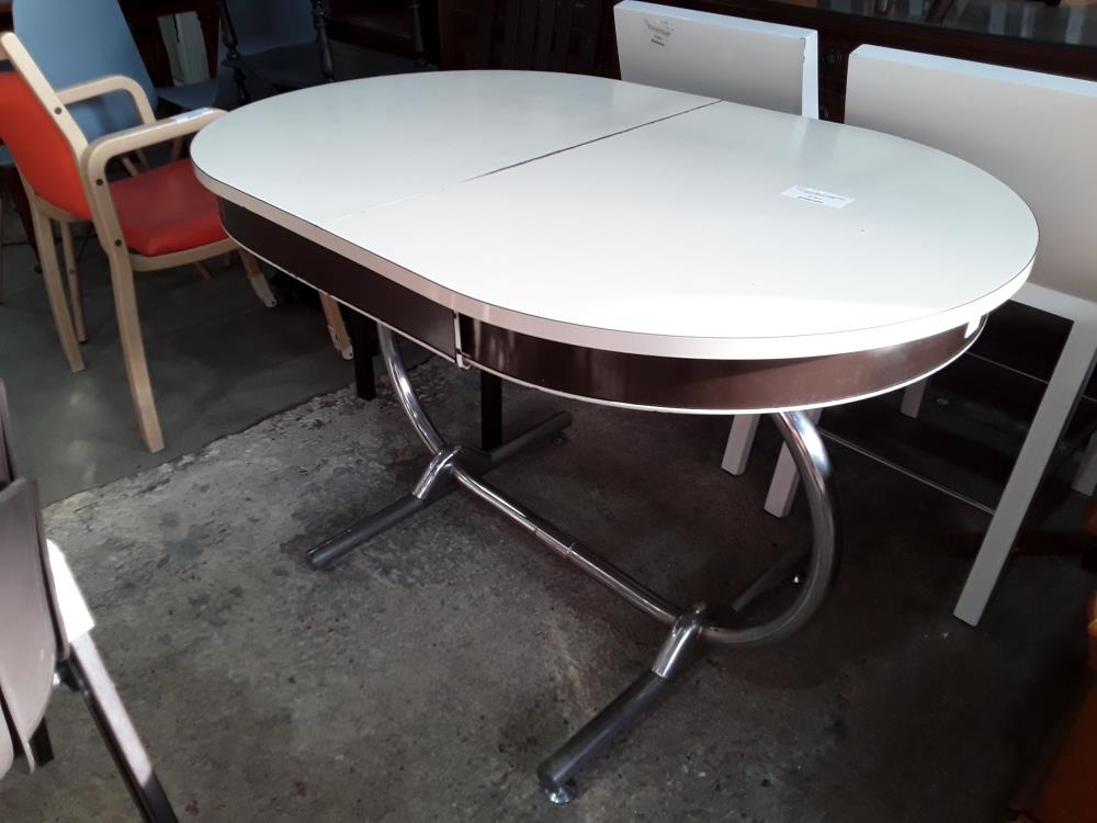 TABLE DE CUISINE VINTAGE OVALE BEIGE AVEC ALLONGE