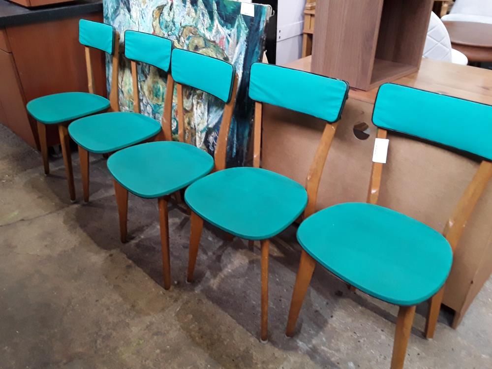 SERIE DE 5 CHAISES VINTAGE SIMILI VERT