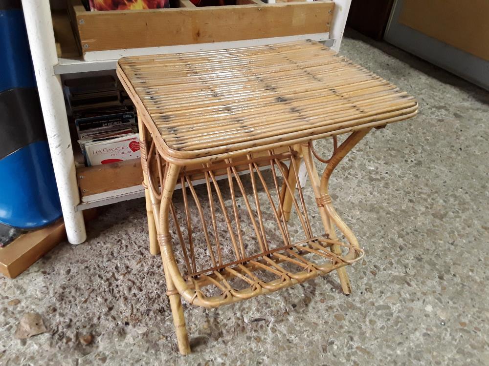 PORTE REVUE ROTIN AN 60 PLATEAU RECT LAMELLES