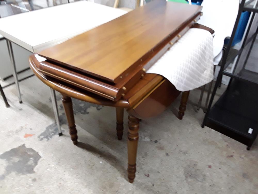 TABLE AULNE MERISER 116CM 2 ABATTANTS  + 3 ALLONGES DE 28CM RAYURES