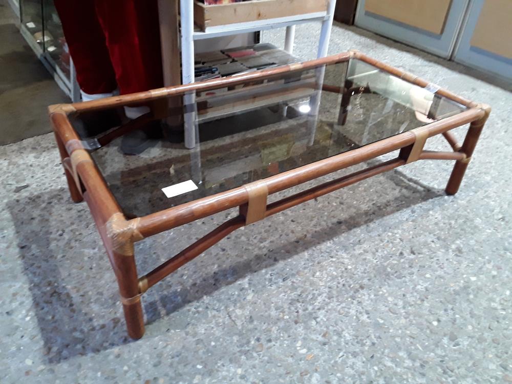 TABLE BASSE BAMBOU VERRE FUME 160/65CM