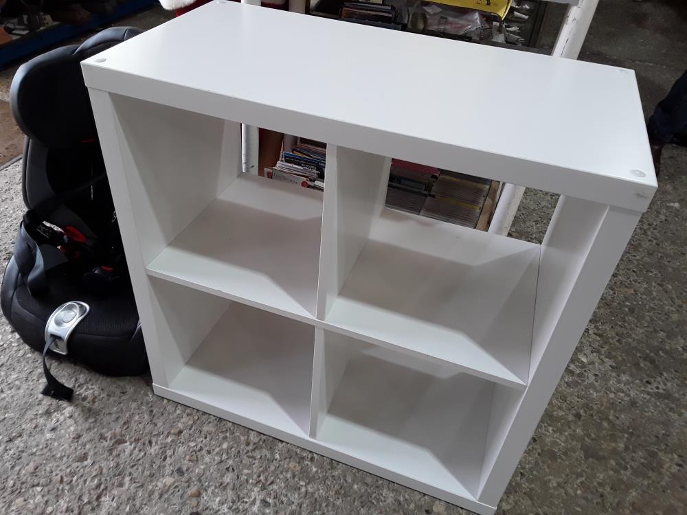 BLOC 4 CASES CUBE  BLANC 76CM 