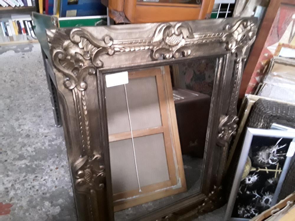 MIROIR CADRE DORE 76X103 