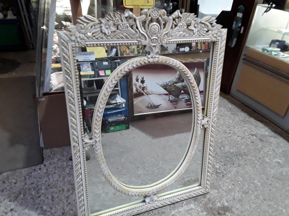 MIROIR A PARCLOSES  FRONTON FLEURS CERUSE 90/121CM