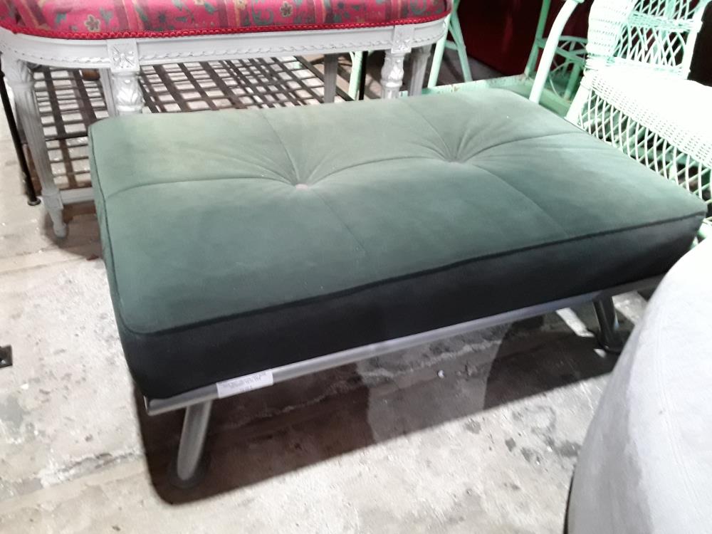 POUF RECT VELOURS VERT 60X95 PIETEMENT METAL GRIS