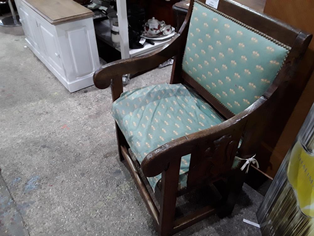 FAUTEUIL ABBAYE ANCIEN TISSU VERT IMPRIME BOUQUET DE TULIPES