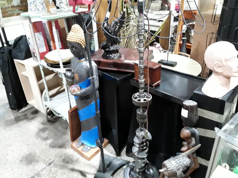 LAMPADAIRE FAIT AVEC DES PIECES AUTO