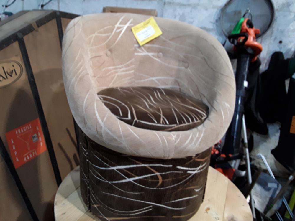 FAUTEUIL ROND TISSU BEIG ET MARRON DECOR CHINE 