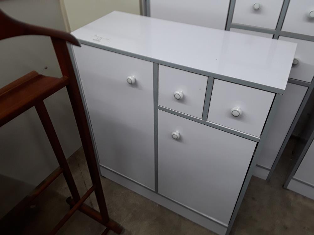 MEUBLE SDB BLANC 2P 2T LISERET GRIS