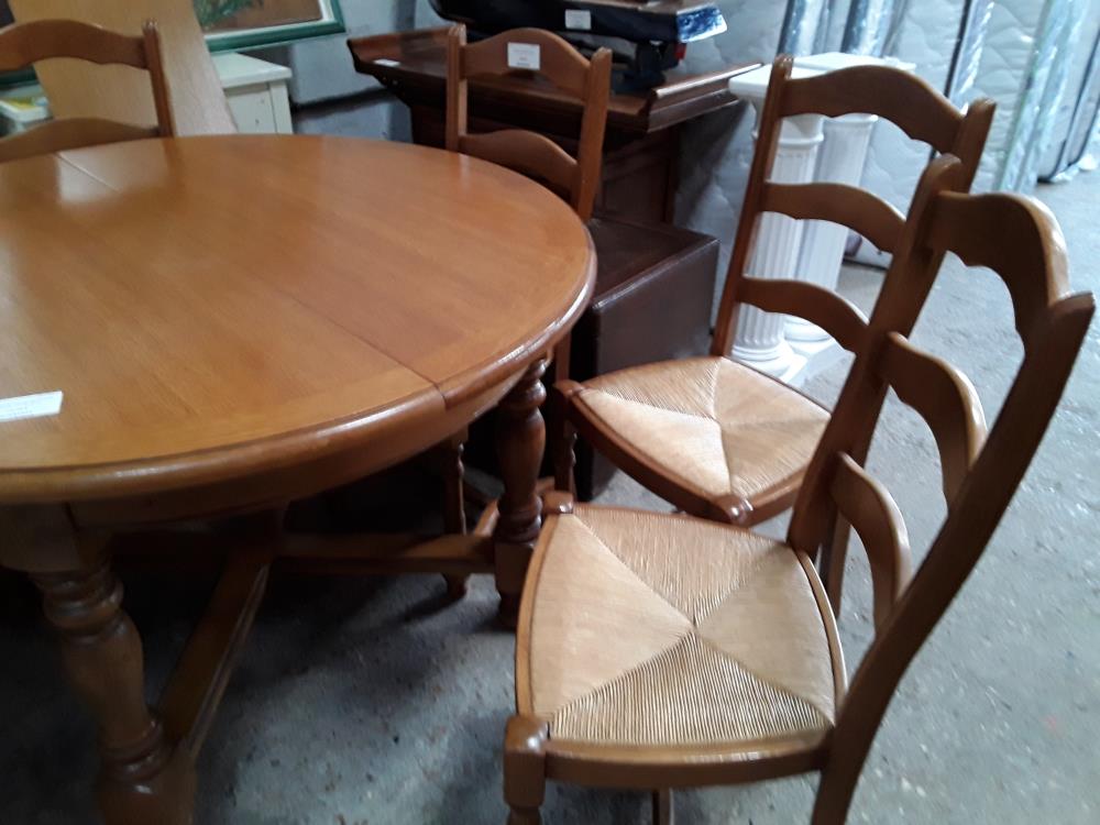 SERIE DE 4 CHAISES PAILLE