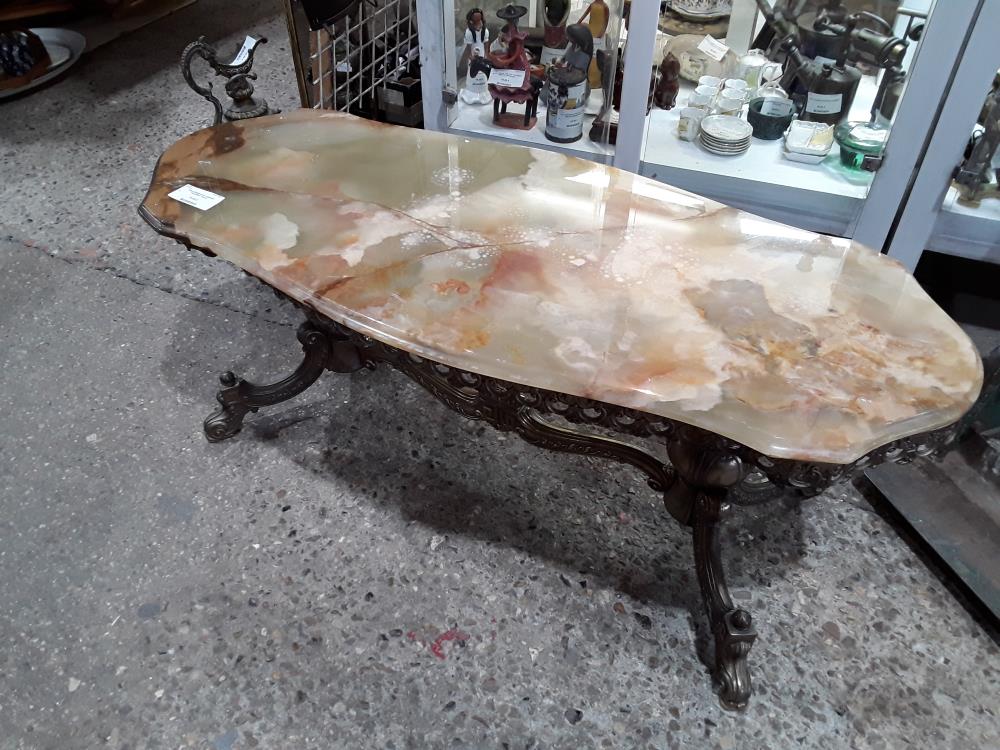 TABLE BASSE ONYX 120/52CM PIETEMENT METAL