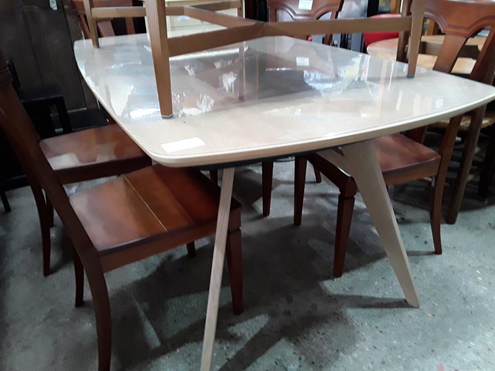 TABLE RECT DESIGN BOIS PIED COMPACT 180/100CM
