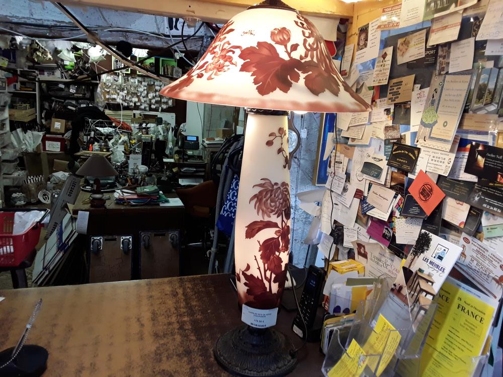 LAMPE EN PATE DE VERRE CHAMPIGNON