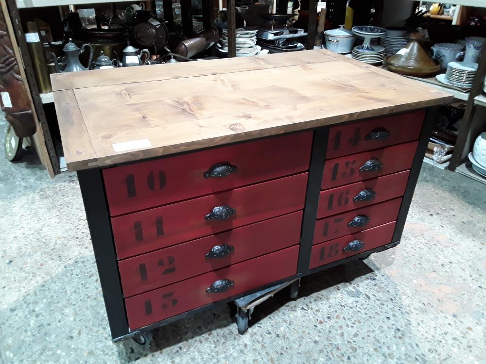 BUFFET INDUS 9 TIROIRS 4 GM ET 5 PM FACADES ROUGE