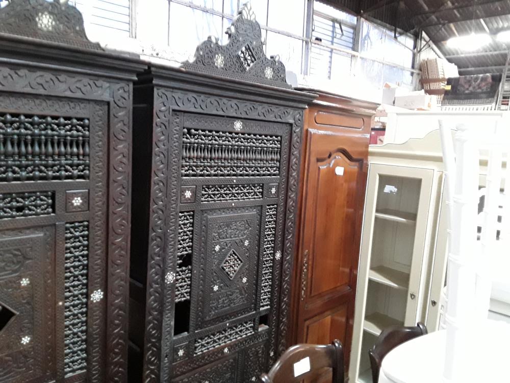 BONNETIERE STYLE MOUCHARABIEH DECOR NACRES AVEC BEAUCOUP DE MANQUES