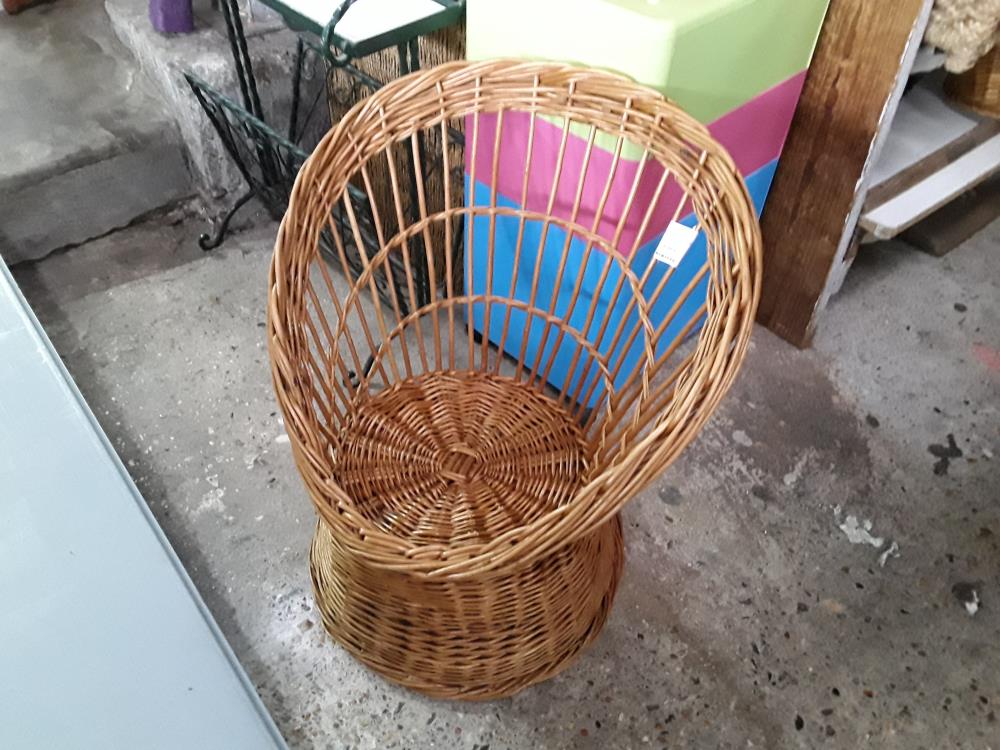 FAUTEUIL ENFANT ROND OSIER