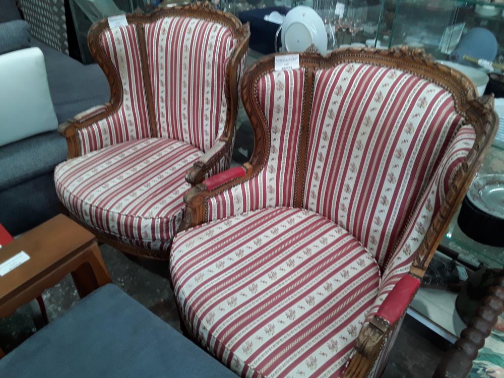 BERGERE A OREILLES   DE STYLE TISSU RAYURES ROUGE ACCOUDOIRS A REVOIR