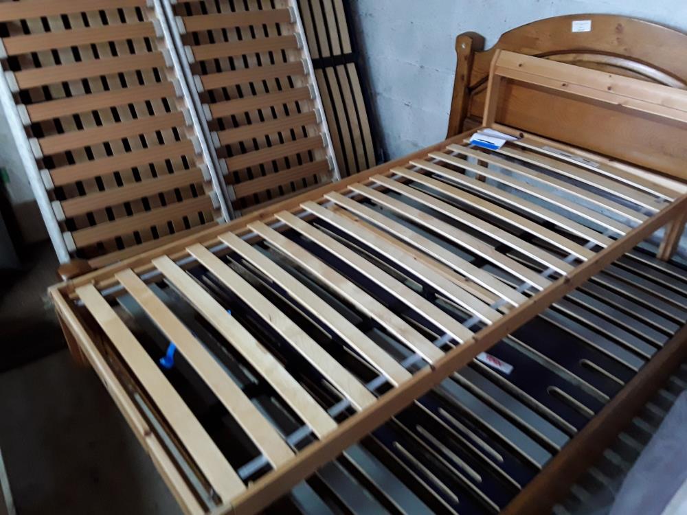 LIT PIN MASSIF 90X200 SOMMIER LATTES IKEA