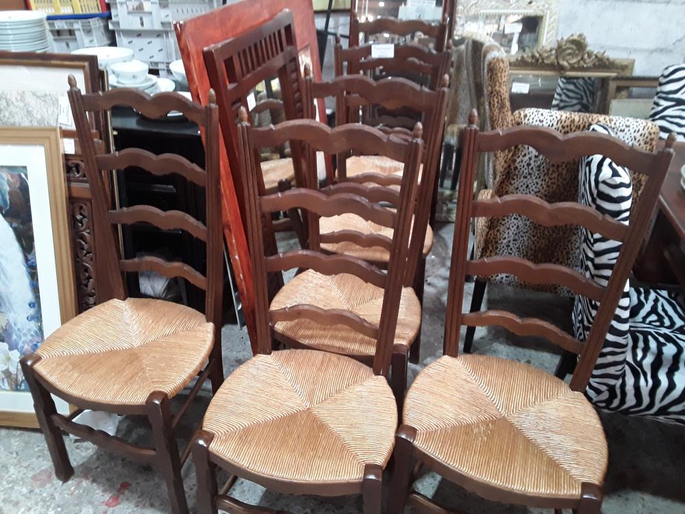 SERIE DE 6 CHAISES EN CHENE HAUT DOSSIER PAILLE BON ETAT