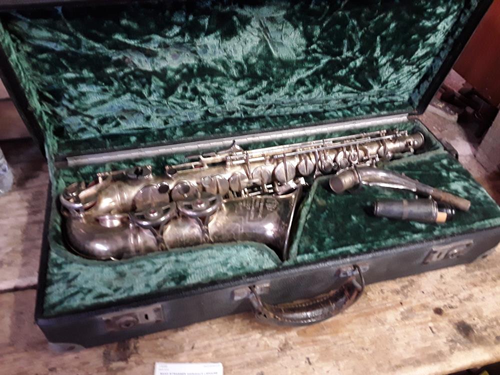 SAXO STRASSER MARIGAUX LEMAIRE COMPLET AVEC ETUIS