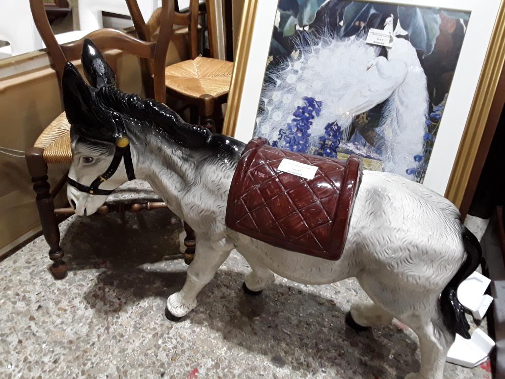 ANE EN FAIENCE RESTAURE