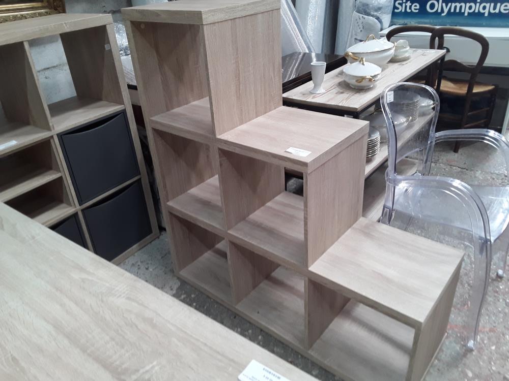 ETAGERE ESCALIER 6 CASES DECOR CHENE CLAIR NUE  