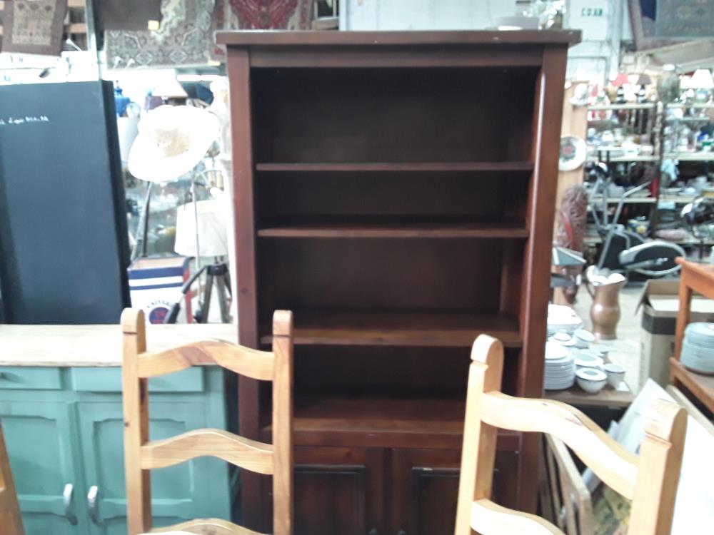 BIBLIOTEQUE OUVERTE SAPIN TEINTE MERISIER 2P BAS  COUPS