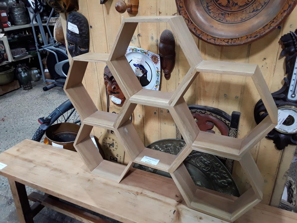 ETAGERE CHENE 6 HEXAGONES 
