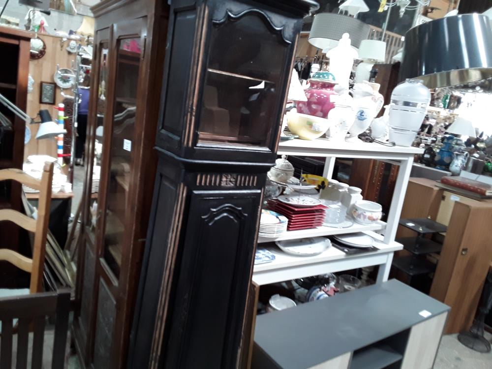 VITRINE CONTOISE NOIRE ETAGERES