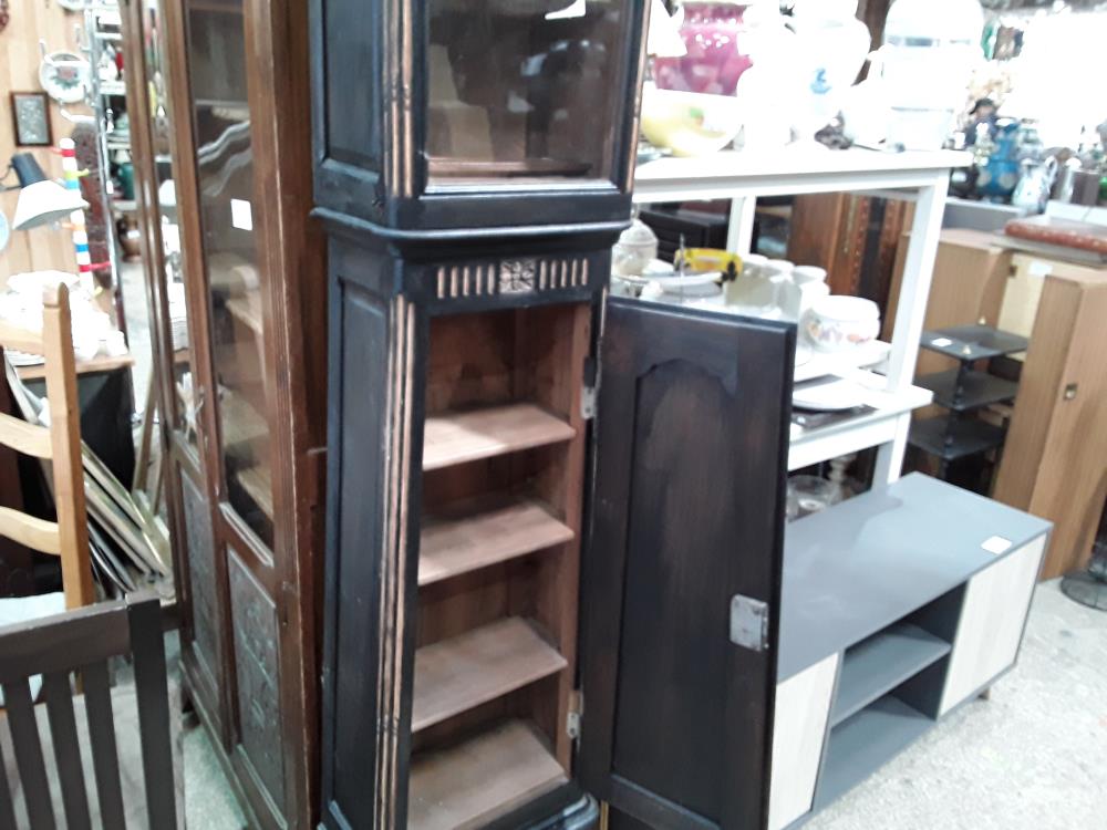 VITRINE CONTOISE NOIRE ETAGERES