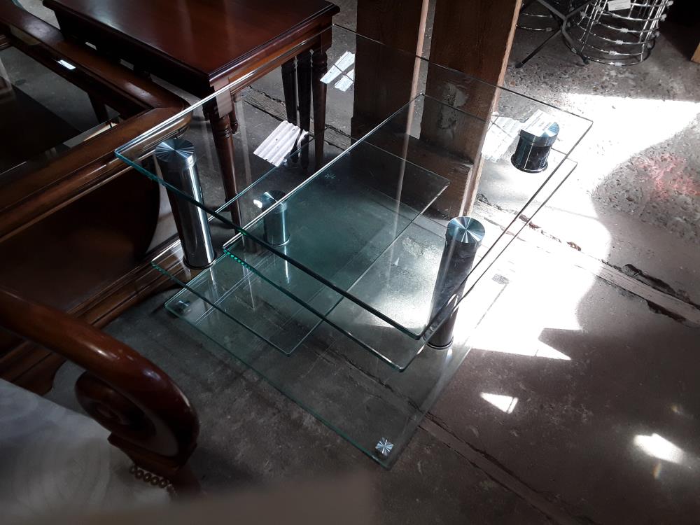 TABLE BASSE 4 PLATEAUX ÙMOLABLES PIVOTANTS VERRE