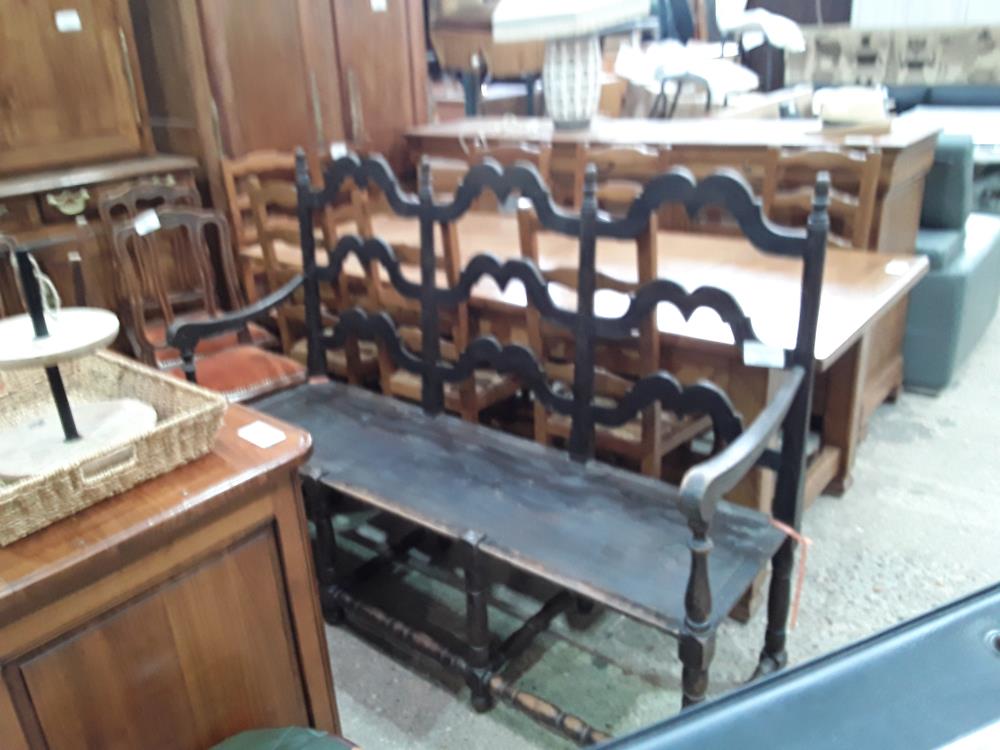 BANC SAPIN TEINTE FONCE 150CM TOUT BOIS PIED TOURNES