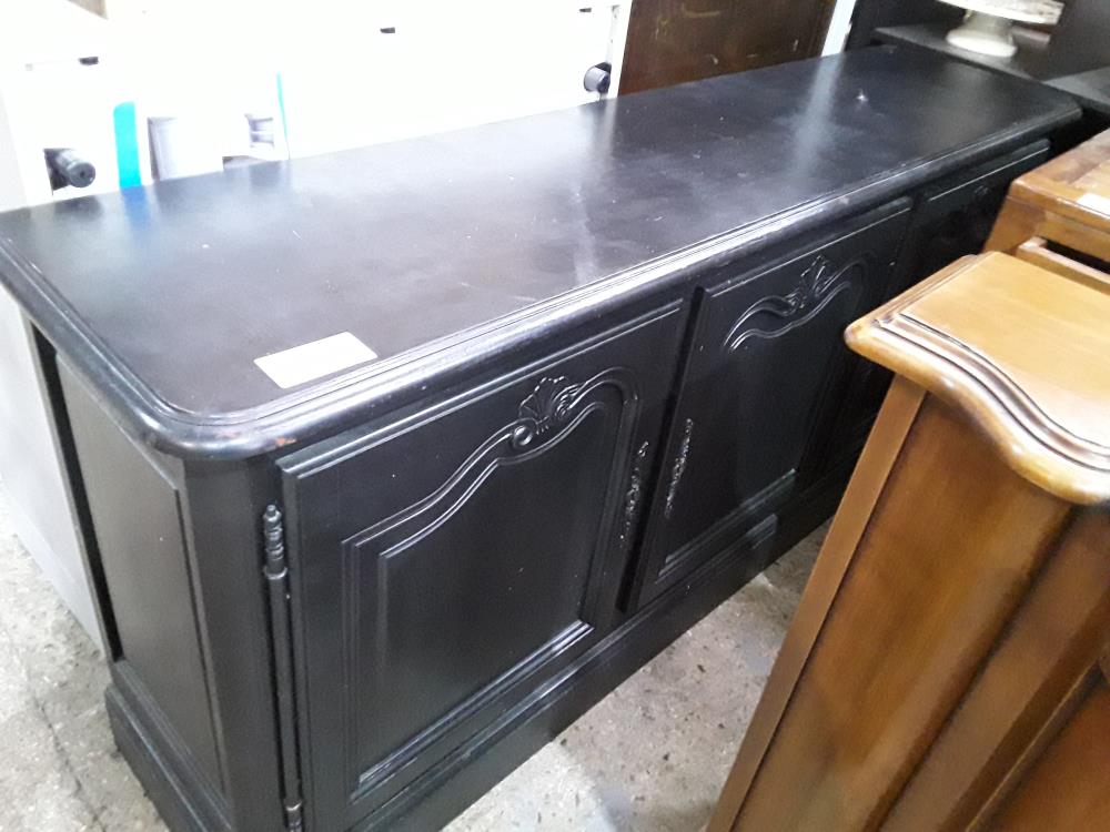 BUFFET BAS PEINT EN NOIR 3P DECOR COQUILLES