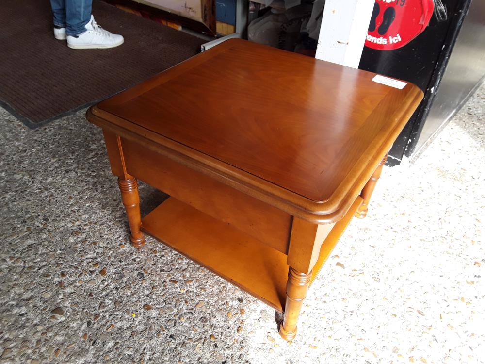 TABLE BASSE MERISIER  CARREE 60CM HAUTEUR 45CM FAUX TIROIR
