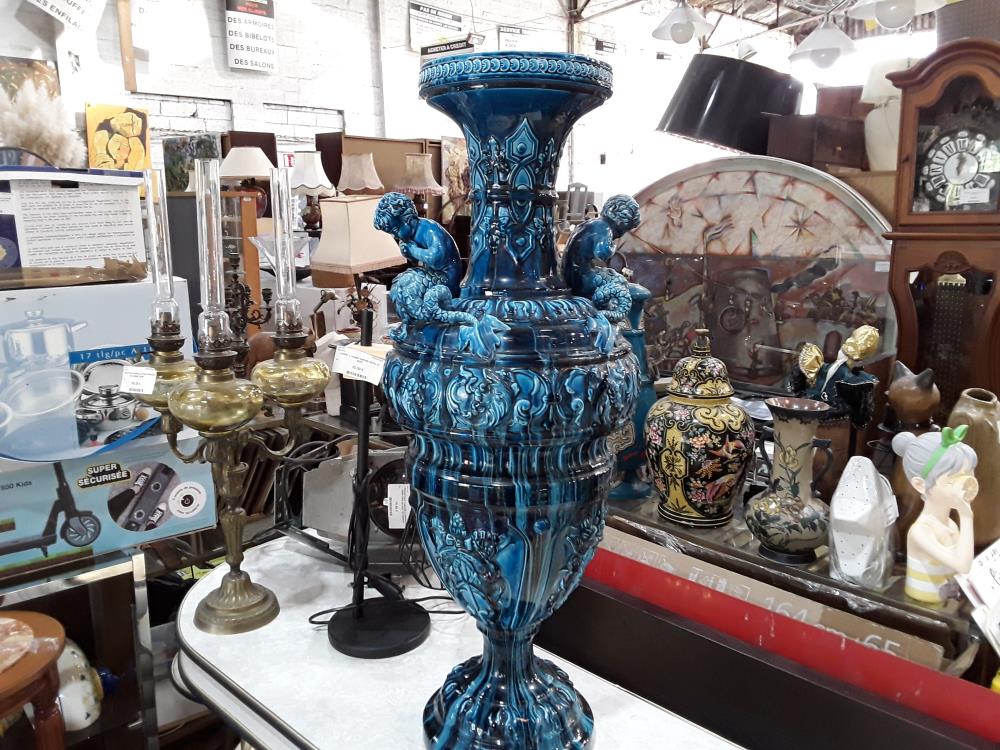 VASE BALUSTRE RESTAURE  80CM  DECOR POUTTIS FAIENCE  VERNISSEE BLEUE