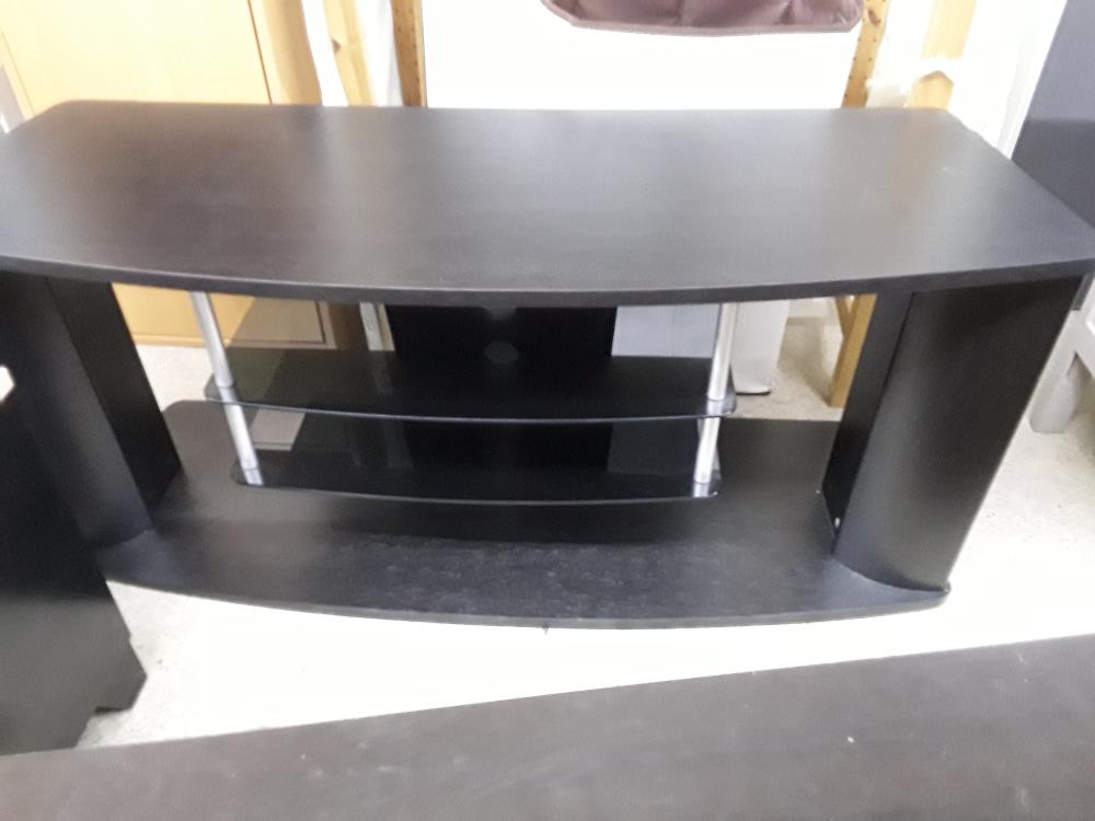 MEUBLE TV NOIR 117CM