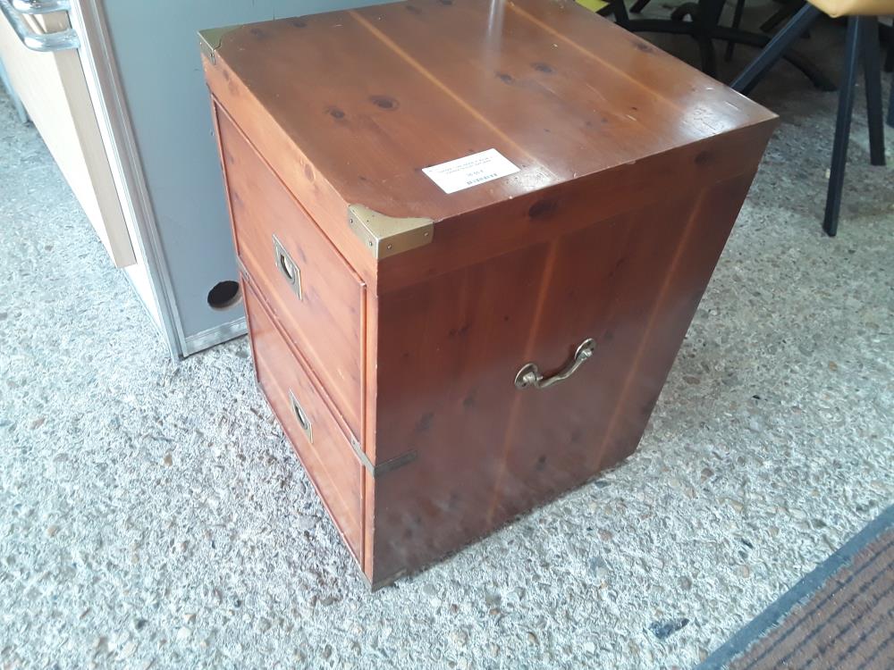 COFFRE TYPE MARIN IF 40X45  2 COMPARTS AVEC RAYURES 