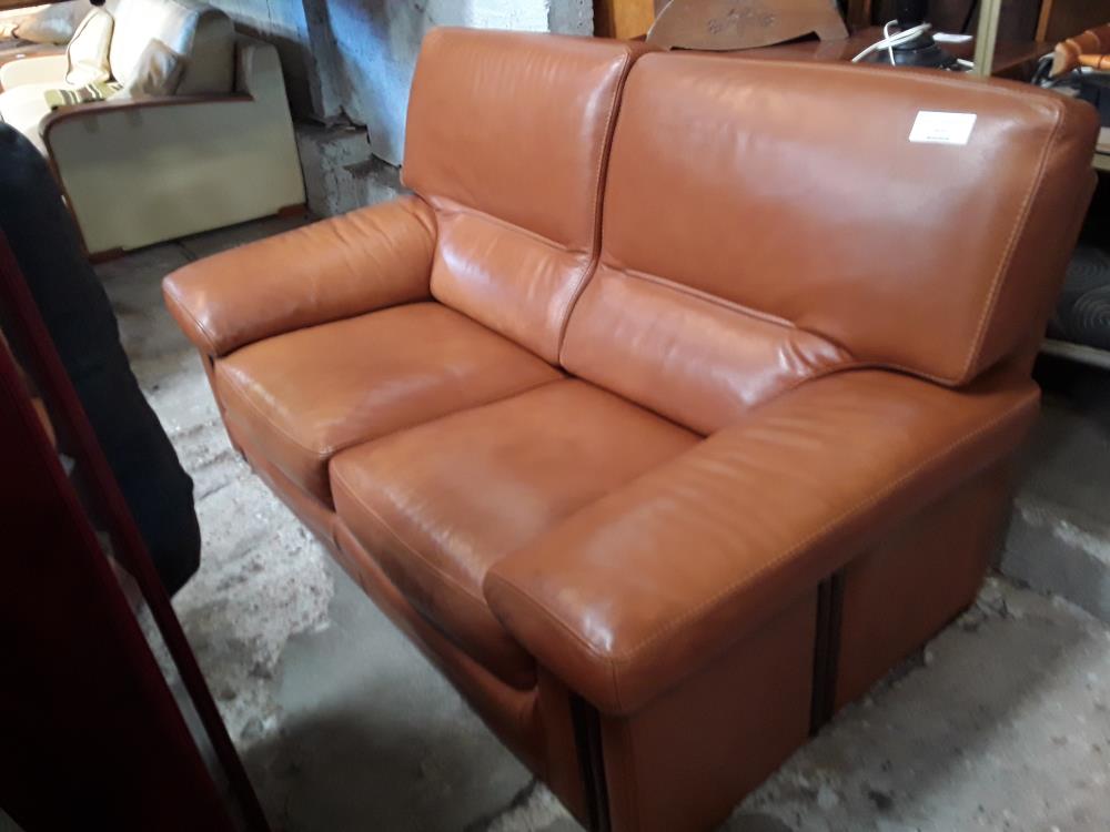 CANAPE CUIR FAUVE 2PLACES FIXE