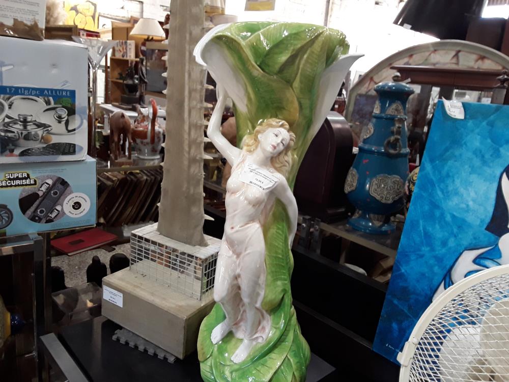SELETTE CERAM FEMME ET ARUM PETIS ECLATS MADE IN ITALY